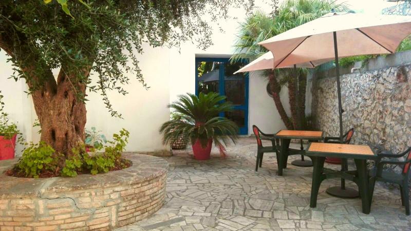 Hotel Degli Ulivi Castro  ภายนอก รูปภาพ